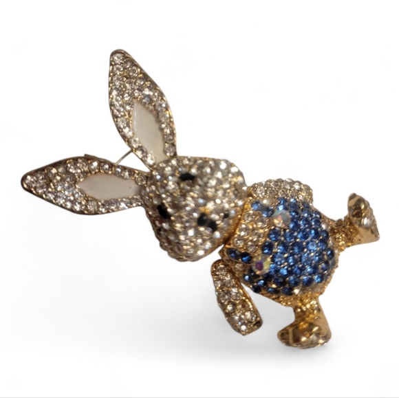 Articulated Blingy Bunny Brooch! - Picture 6 of 8